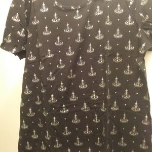 Black T-shirt With Chandelier Print